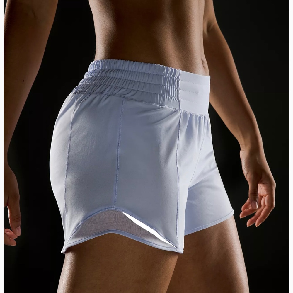 Lululemon Hotty Hot High-Rise Lined Short 4"
